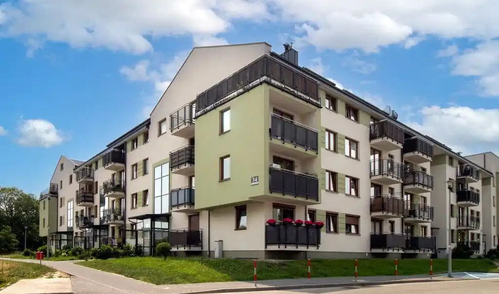 Braci Czeczów | Dwa Pokoje | Miejsce Parkingowe - zdjęcie 8
