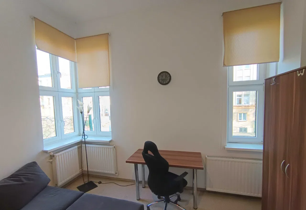 Kraków, ul. Karmelicka, pokój 15m2 - zdjęcie 3