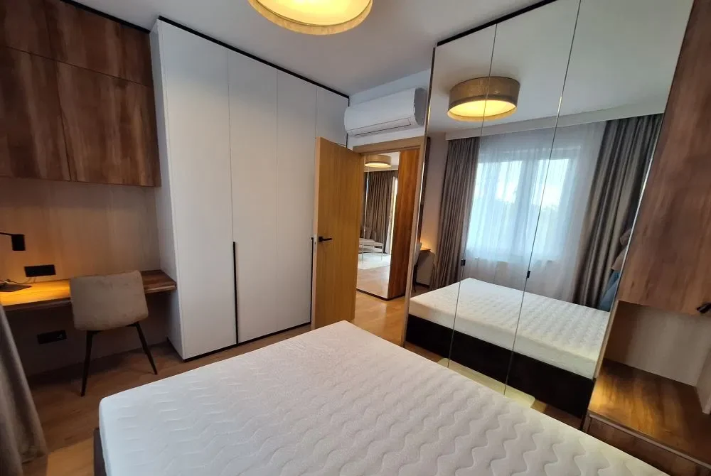 KOMFORTOWY APARTAMENT Z WIDOKIEM NA PARK, KLIMA, MIEJSCE POSTOJOWE - zdjęcie 7