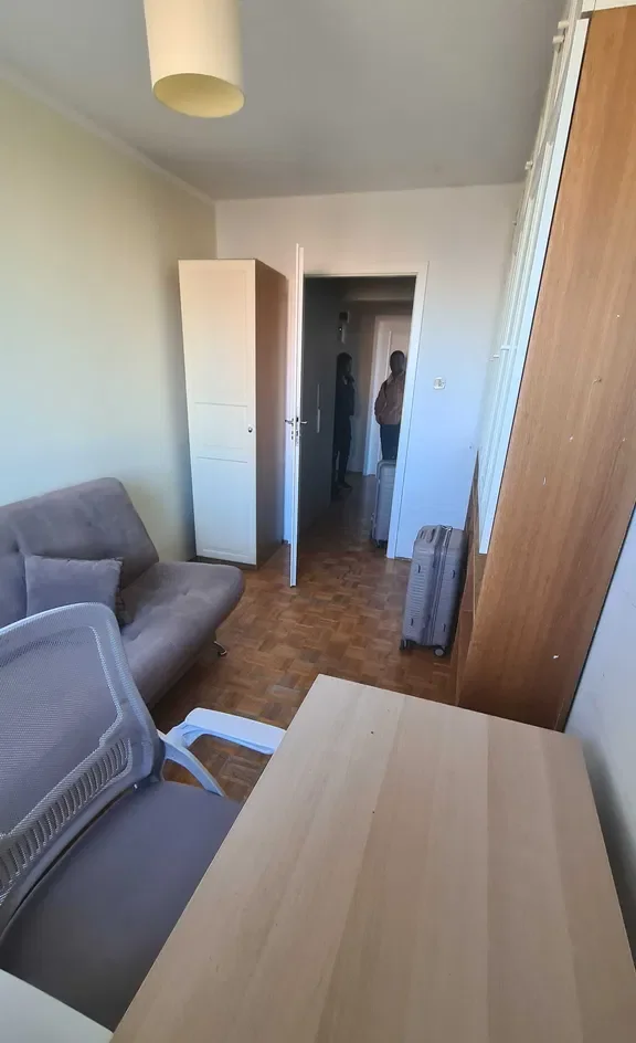 1 pokój Bemowo Jelonki 11m2 umeblowane (mieszk 3 pok TYLKO spokojnym) - zdjęcie 2