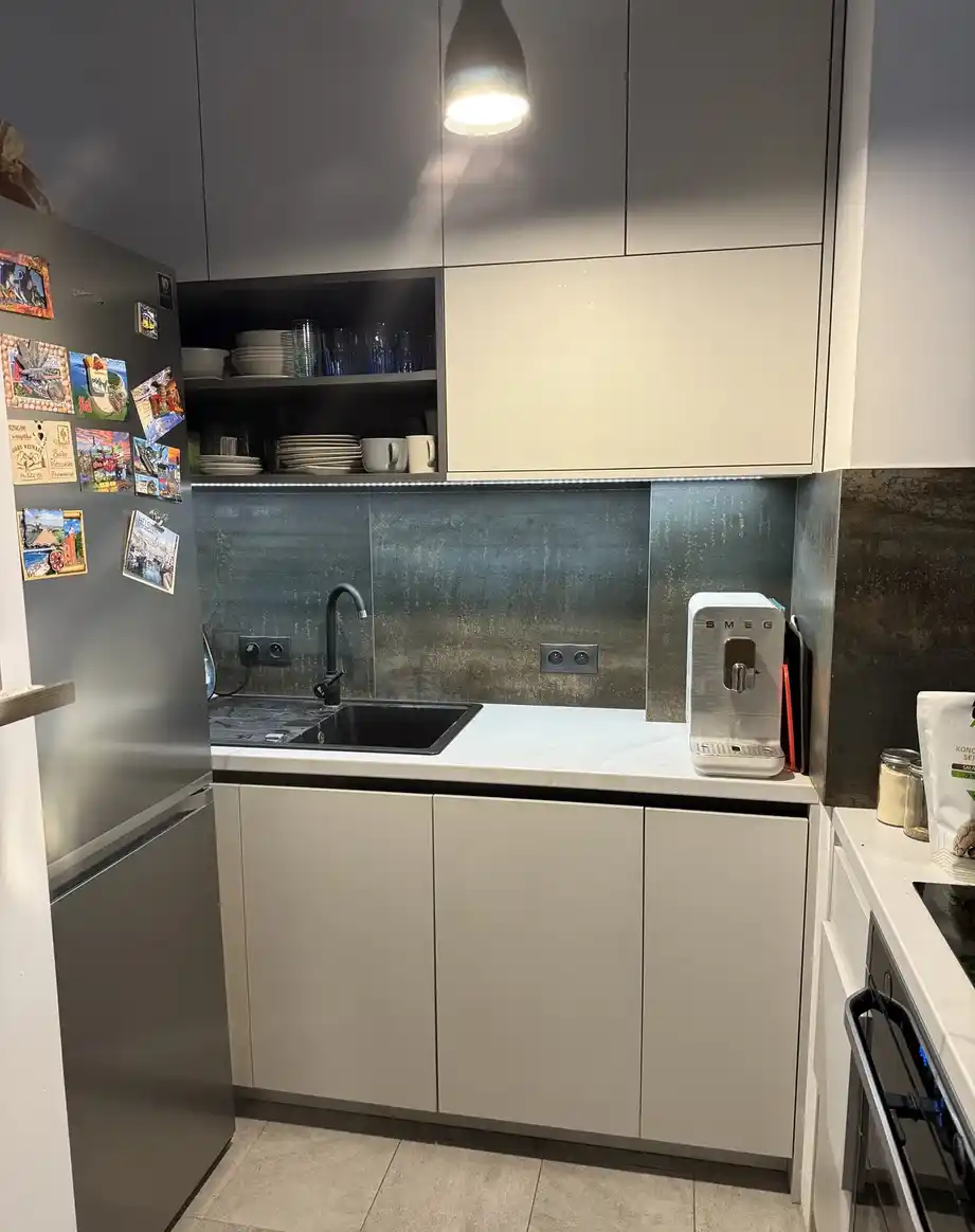 Mieszkanie 40m2, 2-pokoje (balkon, garaż, komórka lokatorska, klima) - zdjęcie 6
