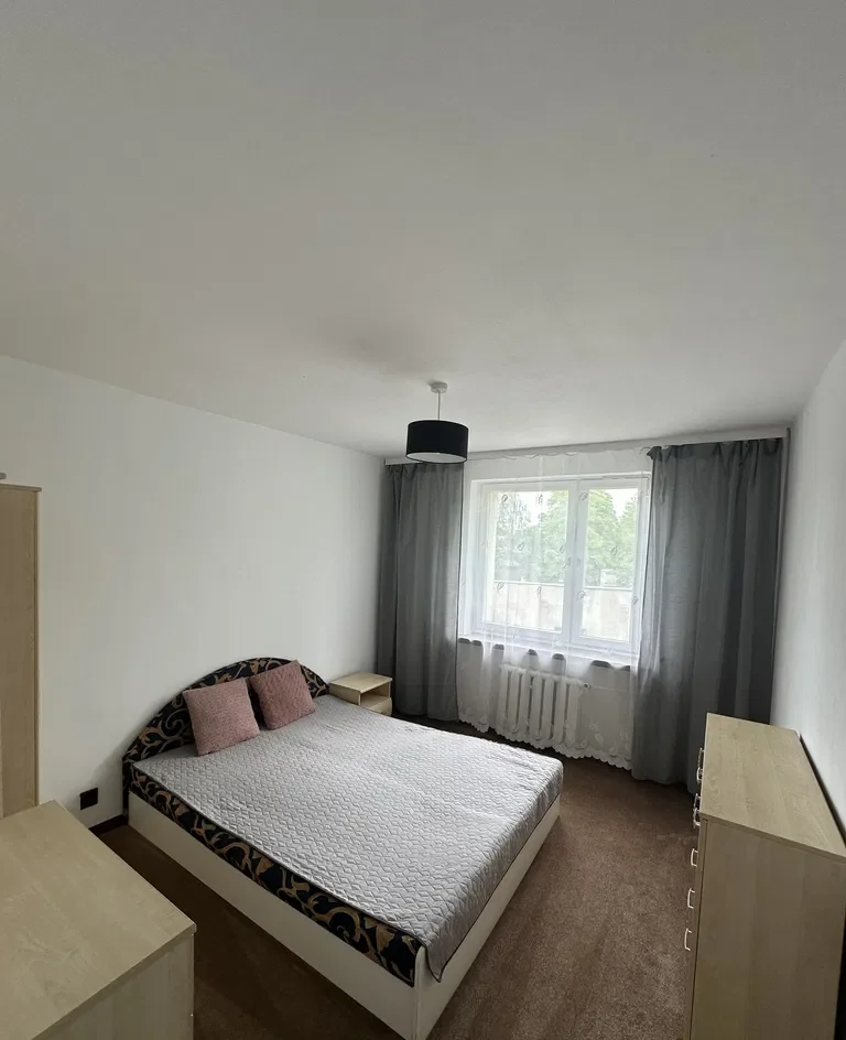 Przestronne i komfortowe mieszkanie idealne dla rodziny z dziećmi - zdjęcie 10