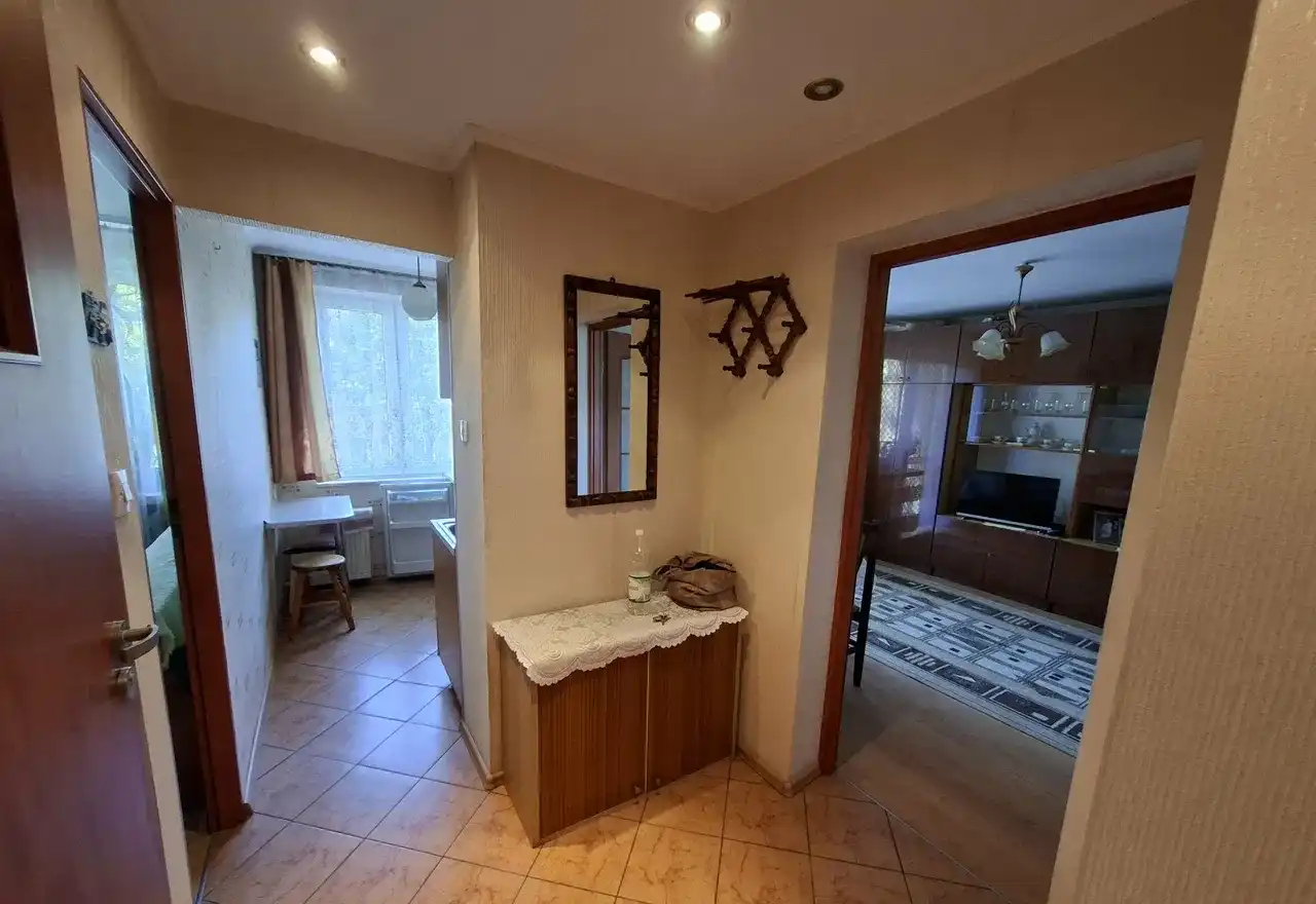 Mieszkanie 2 pokojowe z loggią, wysoki parter, 34m2