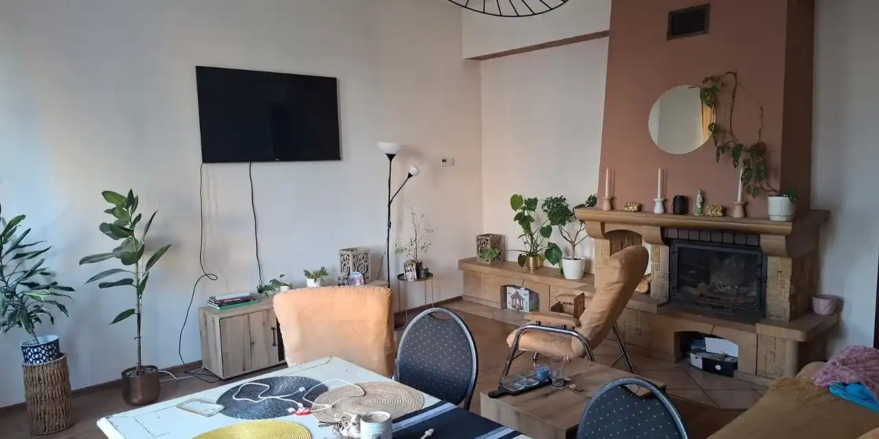 Przestronne mieszkanie z balkonem w kamienicy - zdjęcie 6