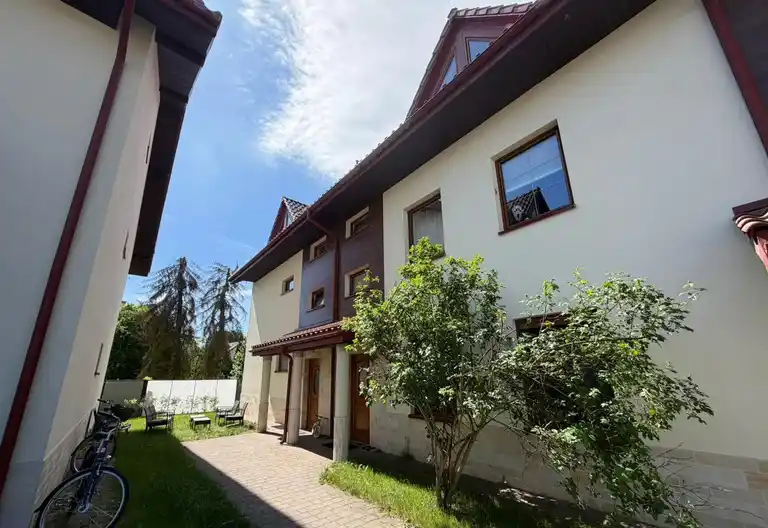 Komfortowe mieszkanie 52 m² z 2 miejscami parkingowymi