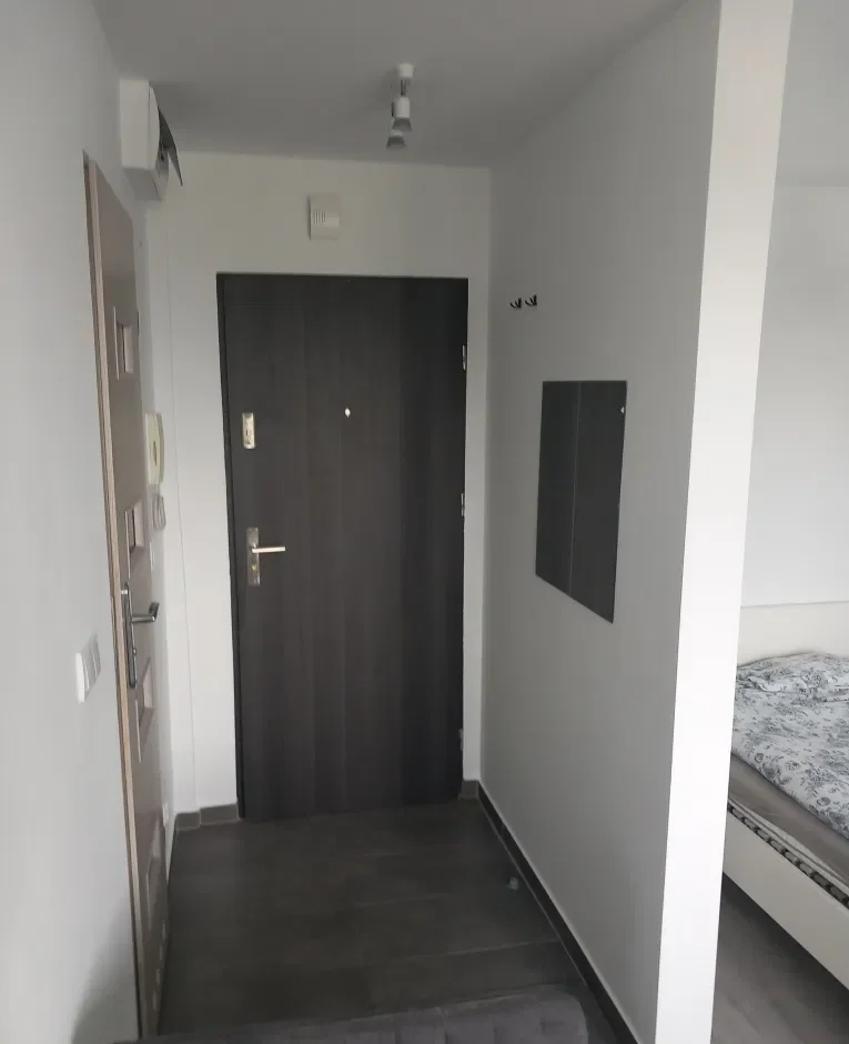 Wynajme kawalerke w centrum Oleśnicy - zdjęcie 8