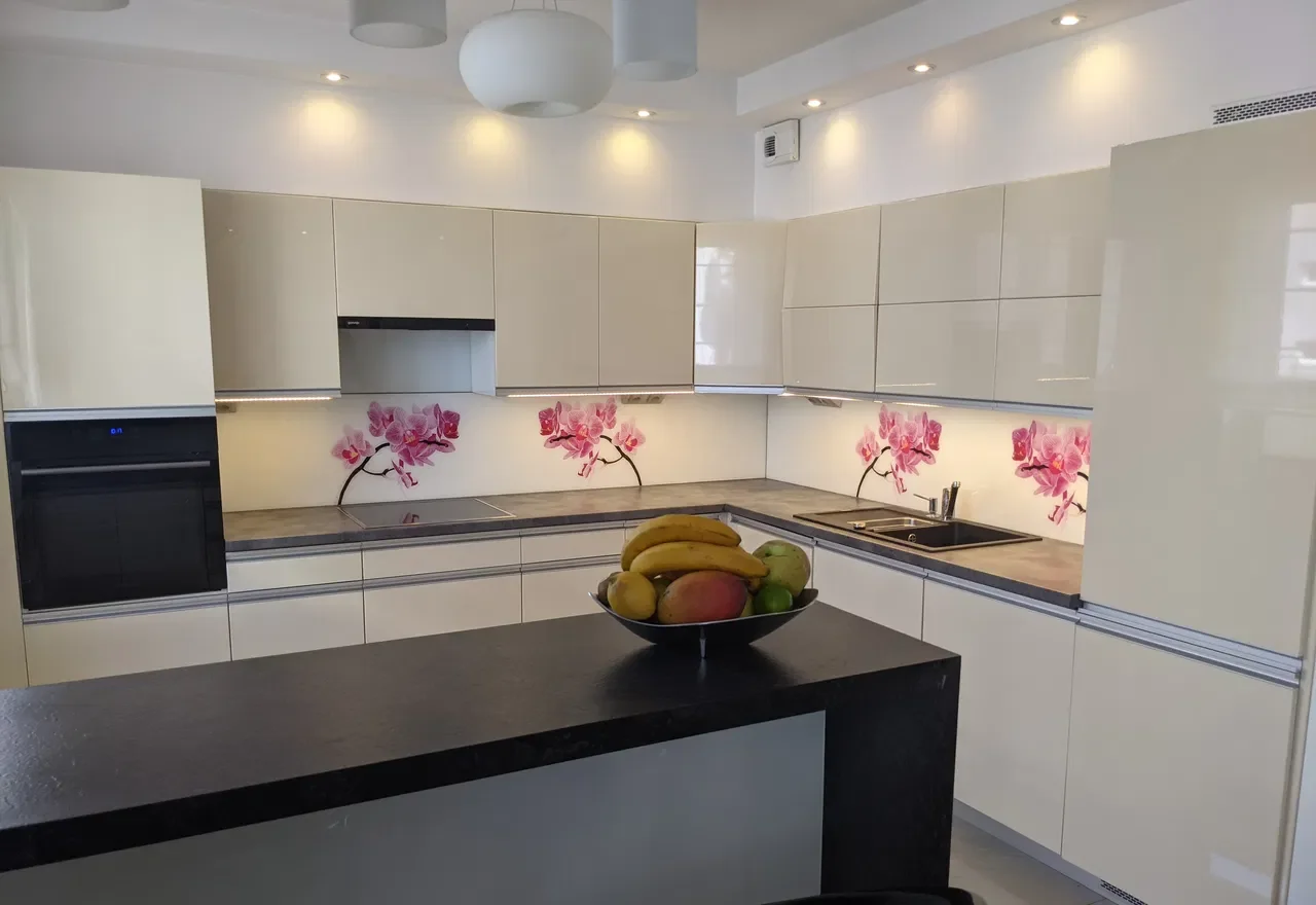 3 pokoje, 65 m², balkon i garaż - bez pośredników - zdjęcie 7