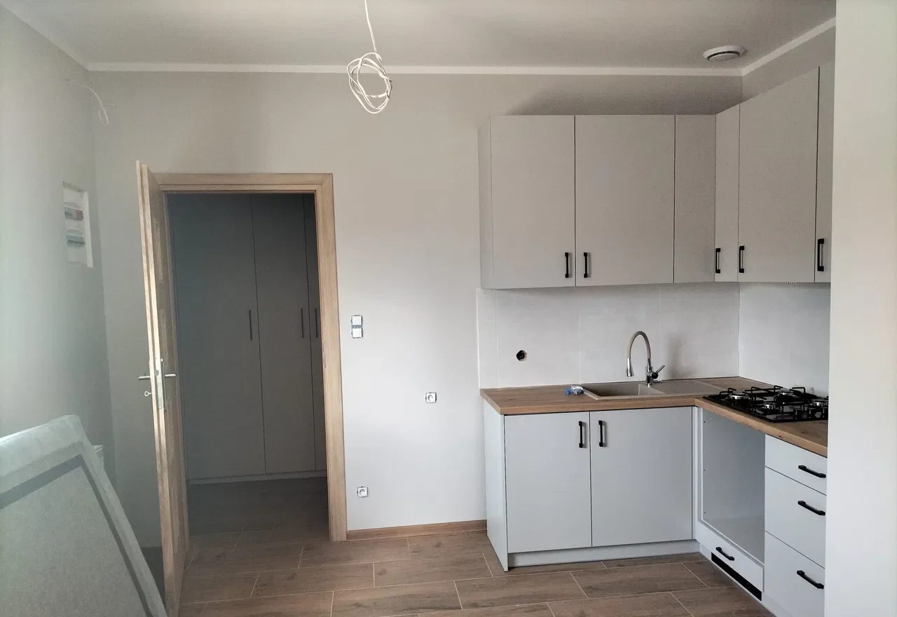 Wynajmę mieszkanie w domku wolnostojącym - zdjęcie 5