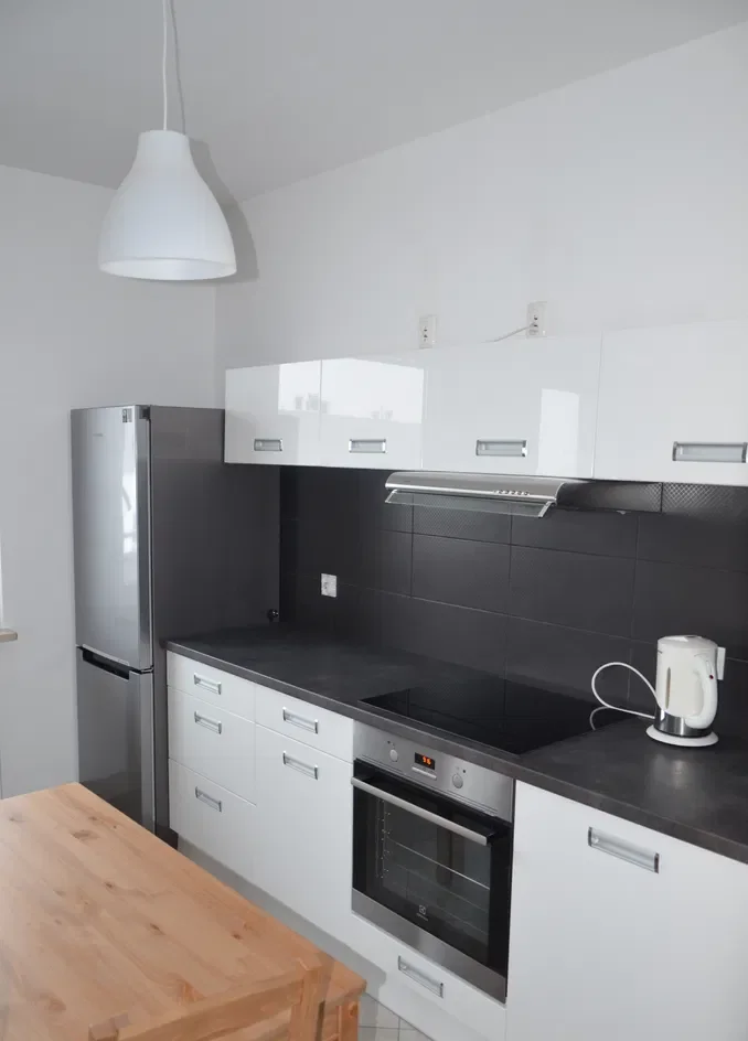 Mieszkanie 2 pokoje z balkonem i klimatyzacją - zdjęcie 3