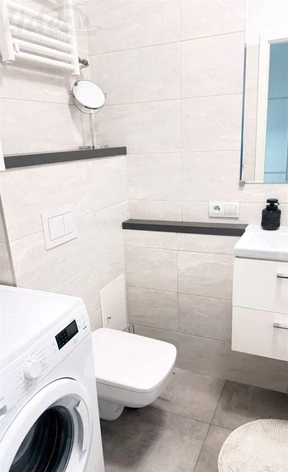 M-2 z wydzieloną sypialnią , balkon loggia - zdjęcie 8