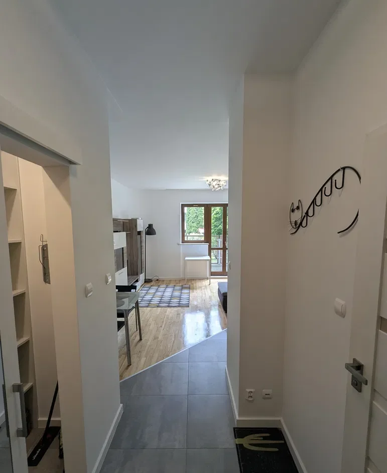 Do wynajęcia kawalerka 38 m² z ogródkiem – Sarmacka 13, parter - zdjęcie 5