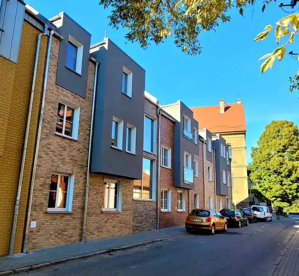 Trzypokojowe mieszkanie na wynajem 60m2 - zdjęcie 4