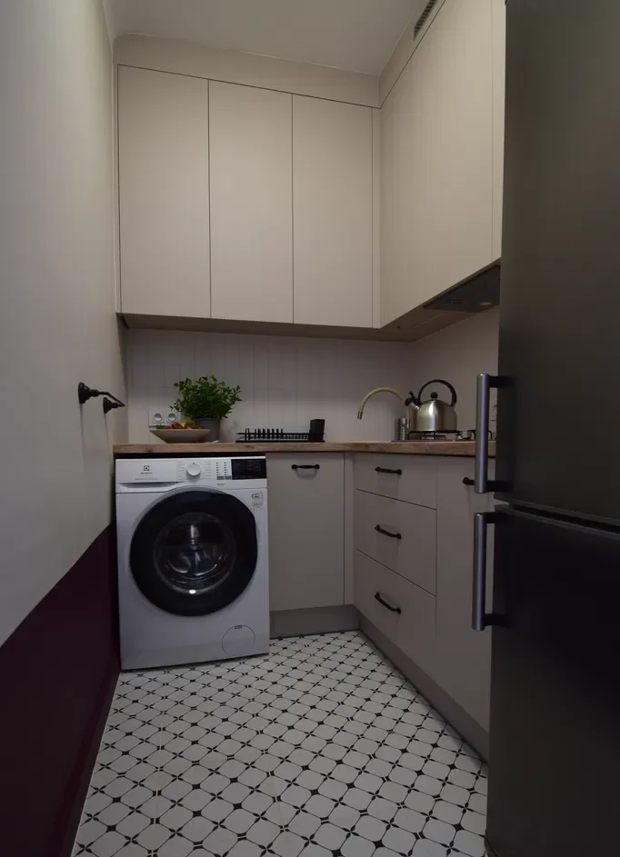 Komfortowa, świeżo wyremontowana kawalerka w centrum – 25 m² - zdjęcie 7