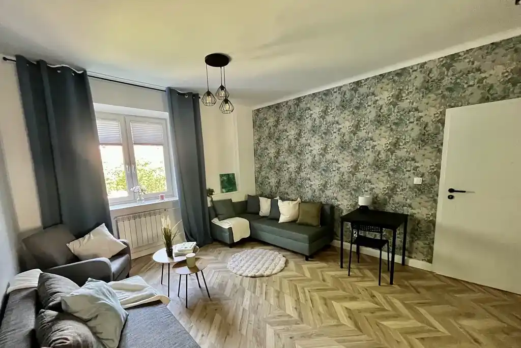 Przestronne mieszkanie 2 pokojowe w bloku z windą - zdjęcie 3