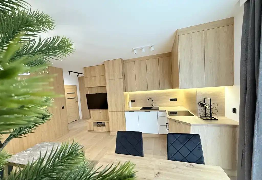 Nowe mieszkanie 4 pokoje/ 2 miejsca w hali garażowej/ duży Balkon - zdjęcie 6