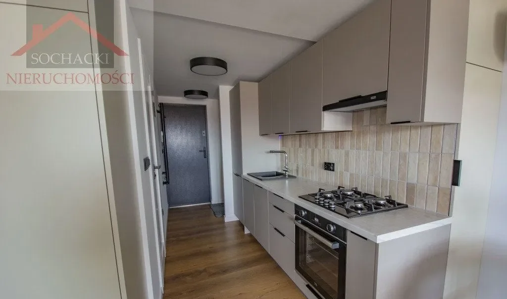 Atrakcyjne mieszkanie w ścisłym centrum - zdjęcie 7