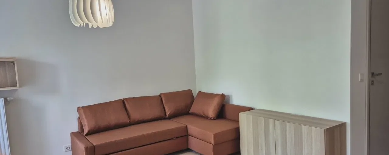Przestronna i funkcjonalna kawalerka z dużym balkonem - zdjęcie 4