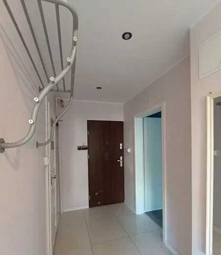 Atrakcyjna kawalerka ul. Ułańska z balkonem wynaje - zdjęcie 3