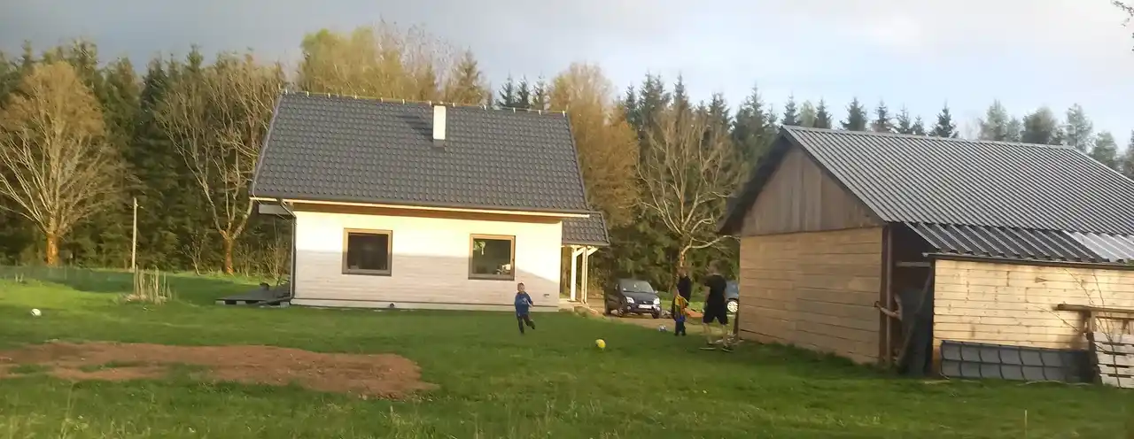 Dom wolnostojący na wynajem z garażem - zdjęcie 2