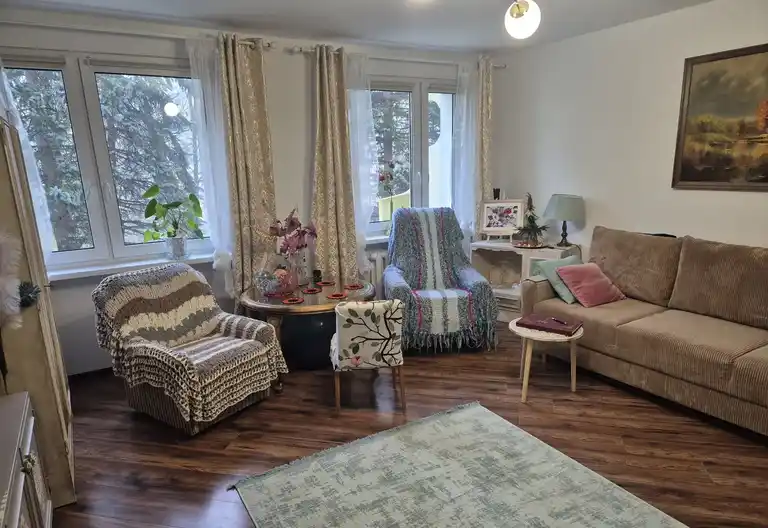 Niezwykłe mieszkanie 2 pokoje Kiepury