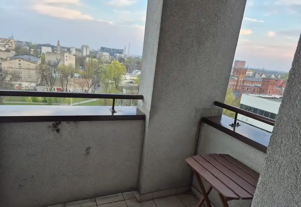 Nowoczesny apartament w w bardzo dobrej lokalizacji - zdjęcie 10