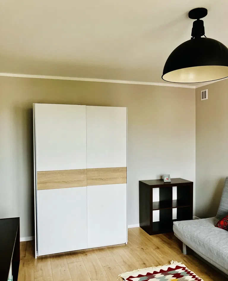 Bezpośrednio wynajmę kawalerkę w Gostyninie w Centrum, na wylocie do Płocka - zdjęcie 3