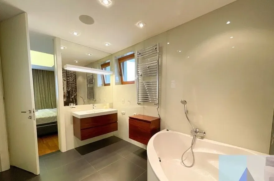 Ekskluzywny apartament, klimatyzacja, otwarta przestrzeń - zdjęcie 9