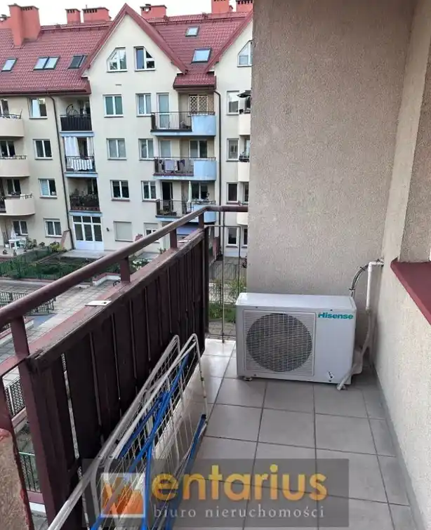 3-pokojowe mieszkanie z garażem i piwnicą w Warszawie - zdjęcie 9