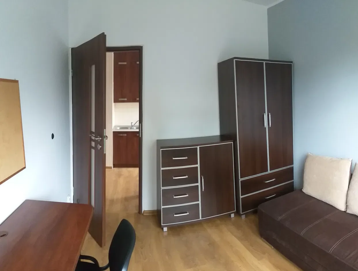Wynajmę 3-pok. Mieszkanie studentom ul.Żiżki 8 +Garaż! BLISKO KORTOWA! - zdjęcie 5
