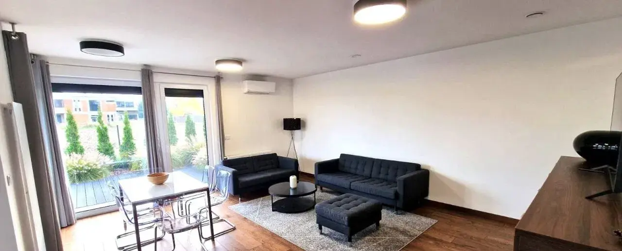 Dom, 130 m², Zielonki - zdjęcie 2