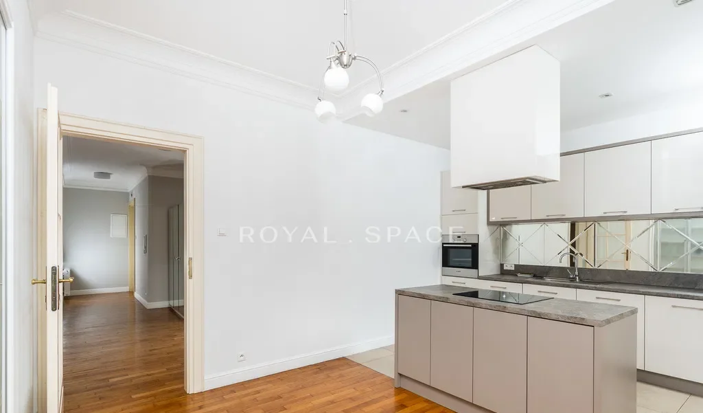 Apartament w kamienicy | przy Plantach - zdjęcie 2