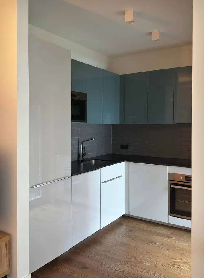 Przytulny apartament z widokiem na Bazylikę Mariacką | RiverView - zdjęcie 6