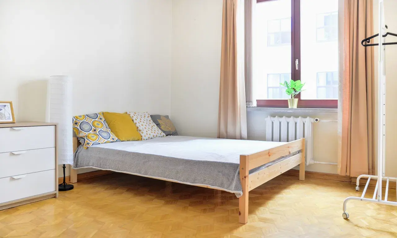 Duży pokój z podwójnymi łóżkiem w Centrum / Nowogrodzka 62B - zdjęcie 5