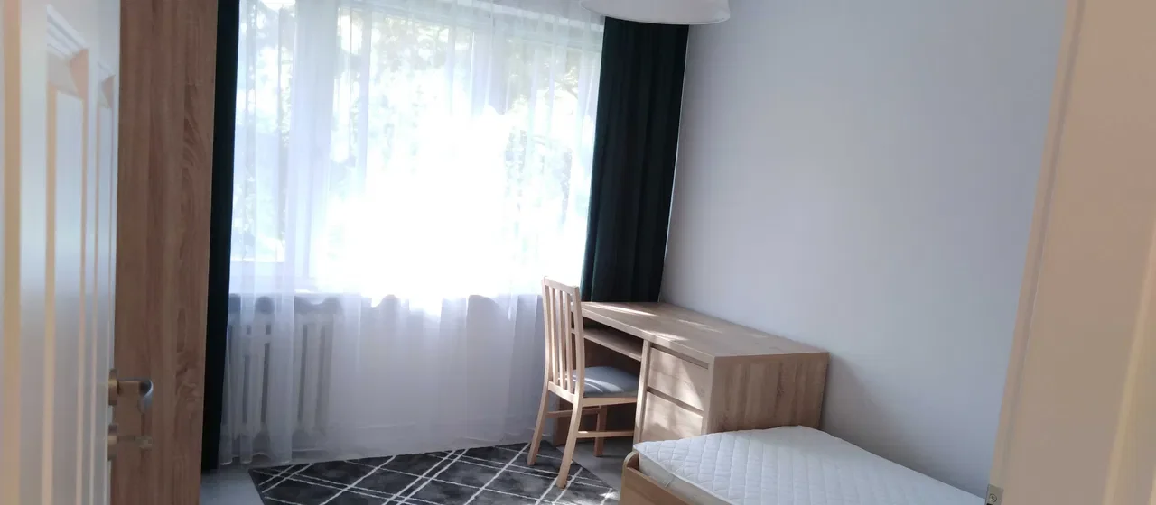 Pokój jednoosobowy w mieszkaniu studenckim w Lublinie - zdjęcie 8