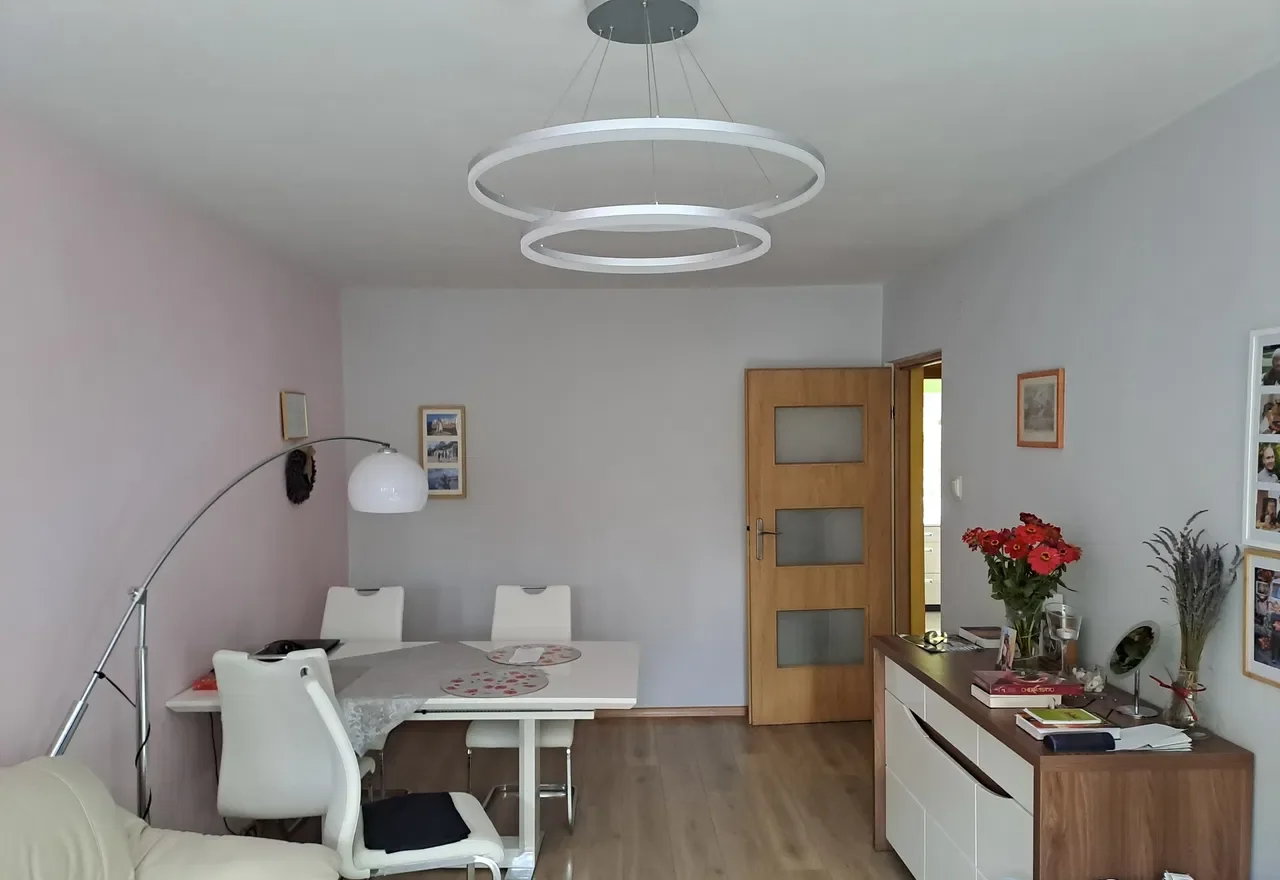 2 pokoje z oddzielną kuchnią, 45 m kw. - zdjęcie 2