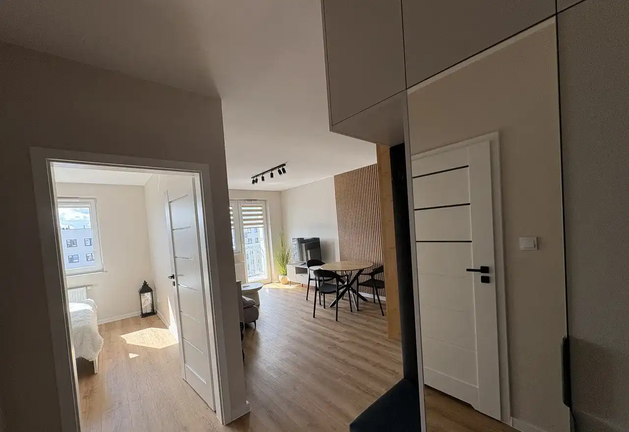 Ciche 3-pokojowe mieszkanie 52.9m2 na Ursynowie z balkonem - zdjęcie 9