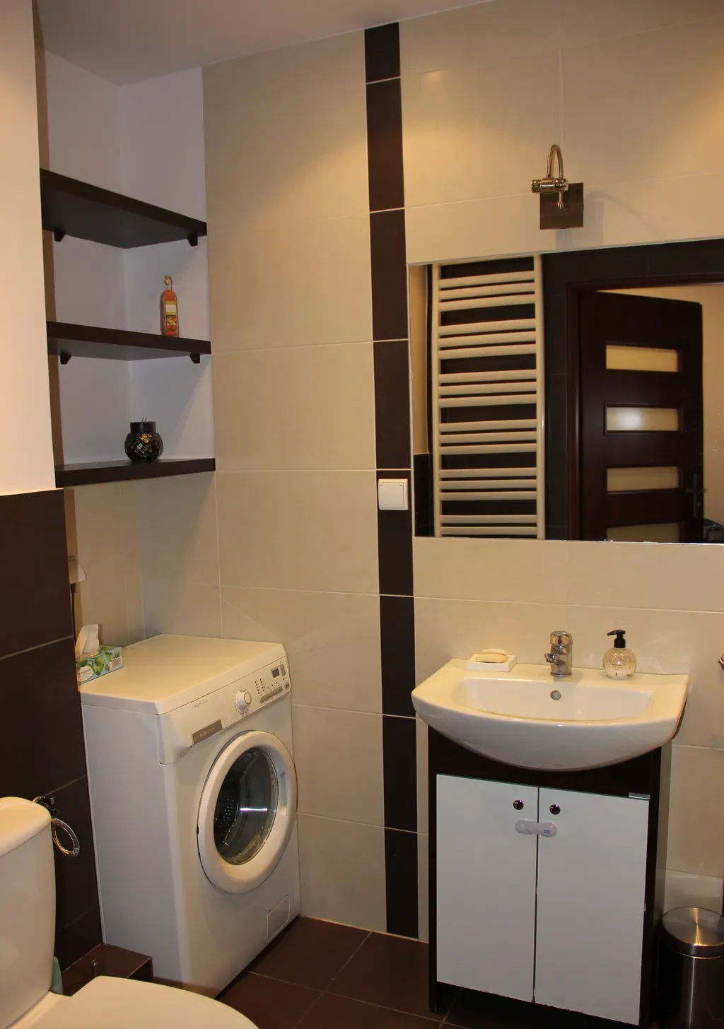 Przestronne i ciche 54 m² mieszkanie z garażem i komórką - zdjęcie 8