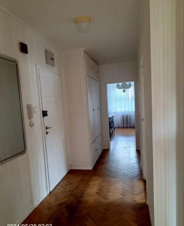 Przytulne 3-pokojowe mieszkanie z balkonem - zdjęcie 9