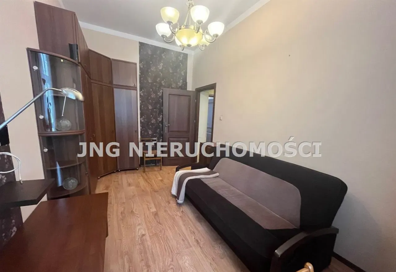 Poznań Łazarz cztery pokoje umeblowane, balkon - zdjęcie 10