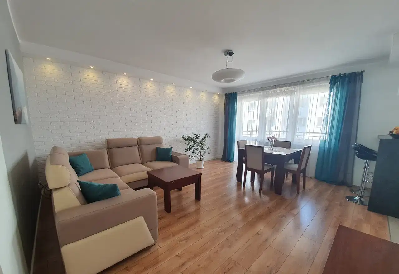 3 pokoje, 65 m², balkon i garaż - bez pośredników - zdjęcie 3
