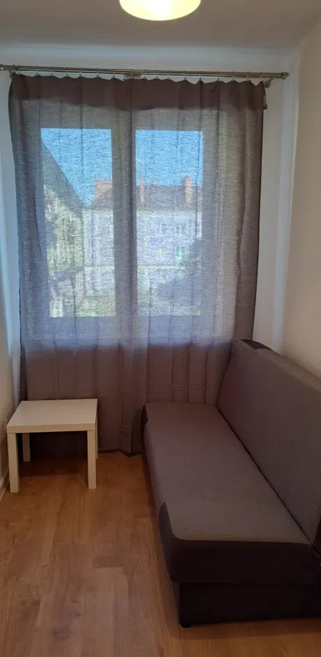 Wynajmę M3 Piętro 1 na Osiedle Wojskowe w Białobrzegachc 1800zł