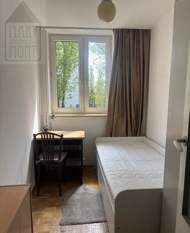 3 pokoje, balkon, blisko tramwaj