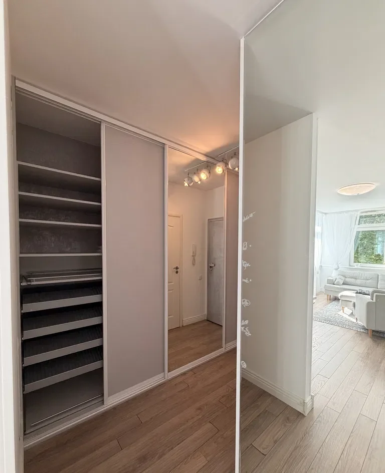 Mieszkanie 2-pokojowe z balkonem w Gdyni - zdjęcie 4