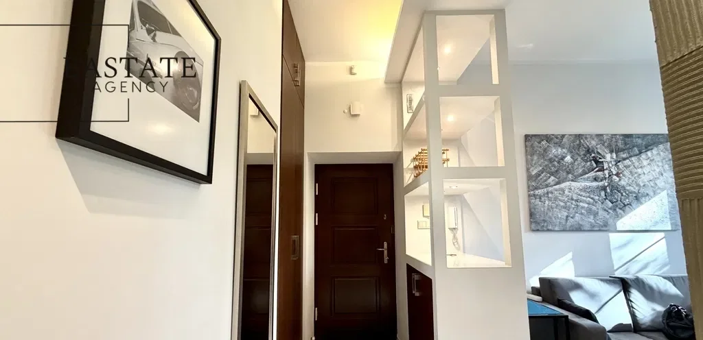 Elegancki apartament przy Krakowskim Przedmieściu - zdjęcie 6