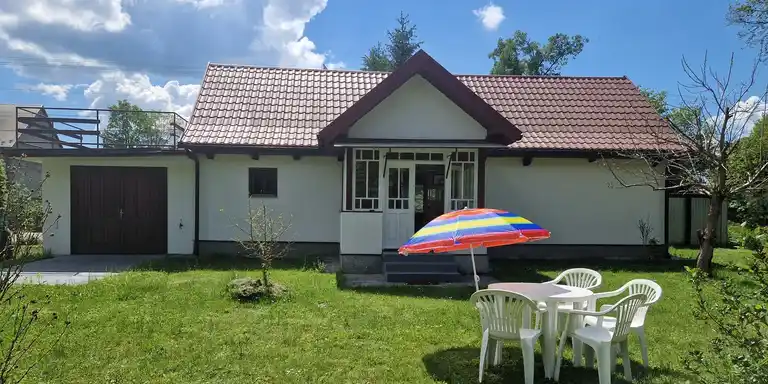 Klimatyczny domek do wynajęcia pod lasem gm. Borzęcin - zdjęcie 2