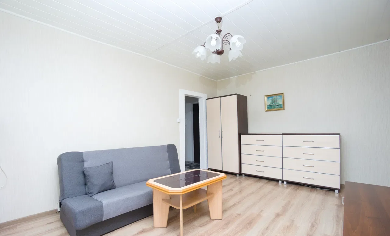 1 piętro, niski blok, kawalerka, balkon - zdjęcie 2