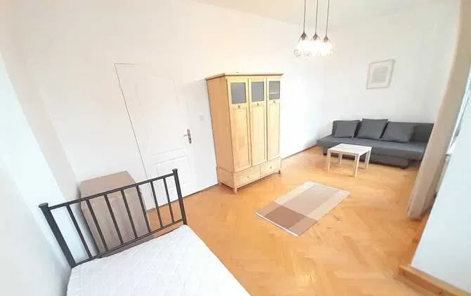 Przestronny pokój 20 m2, balkon, WiFi - Kościuszki 46, BRAK PROWIZJI - zdjęcie 2