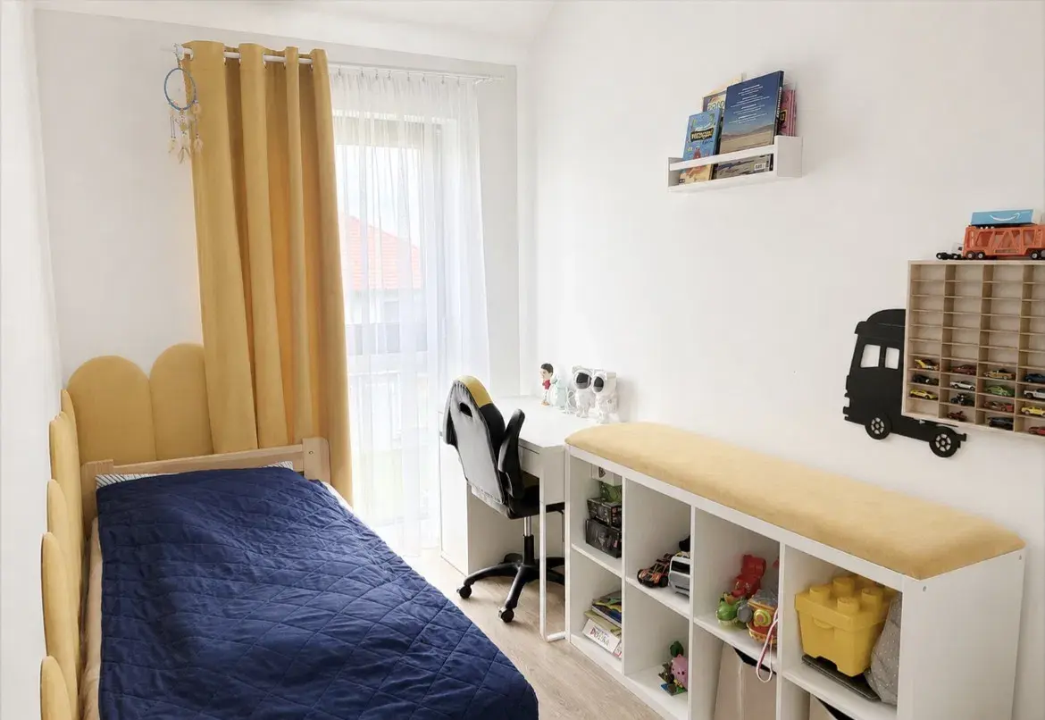 Nowoczesny segment z ogrodem- 4pokoje, miejsce postojowe, kominek - zdjęcie 5
