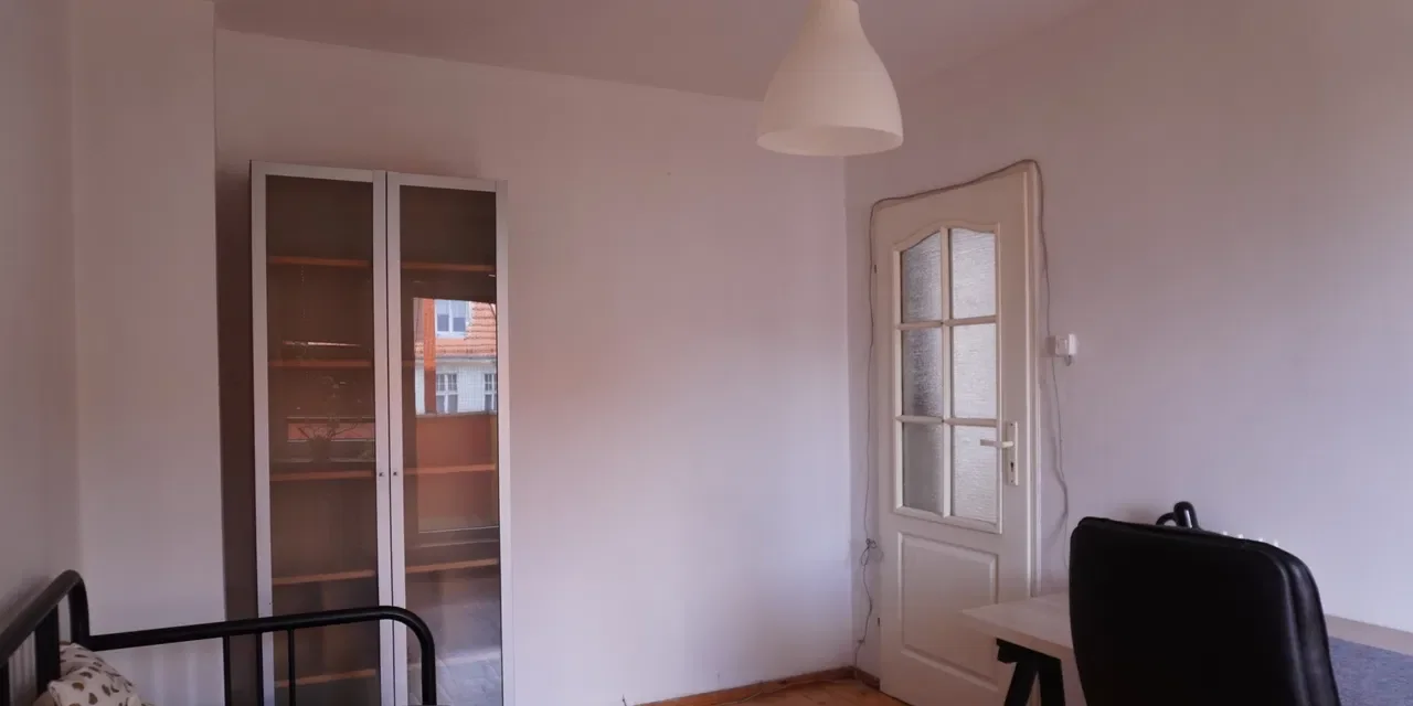 Pokój jednoosobowy dla studenta, Wrocław ul. Ołowiana, balkon - zdjęcie 2