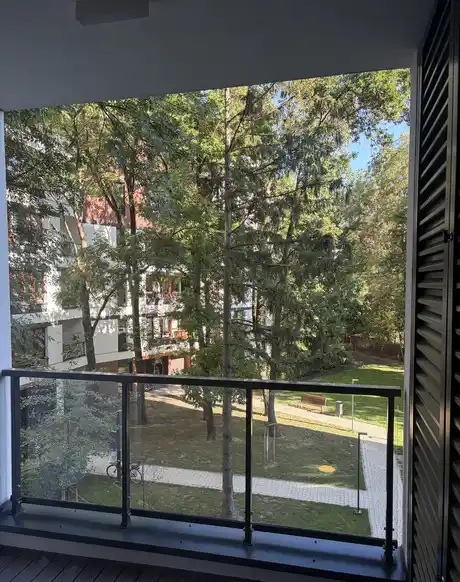 Komfortowe 2 pokoje 42 m² z balkonem i garażem przy SGGW - zdjęcie 7